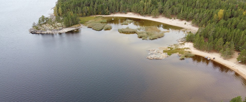 Пляжный пейзаж в шхерах